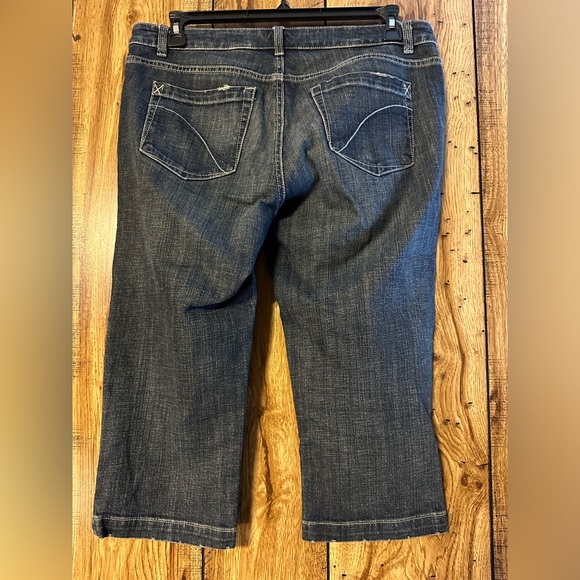 GUC Axcess Liz Claiborne denim jeans. Size 8. Women’s. - Picture 2 of 10